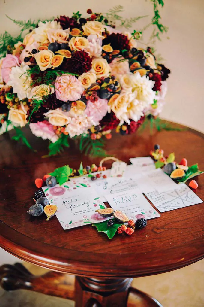 Birthday party table centerpieces