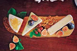 Table centerpiece ideas for home