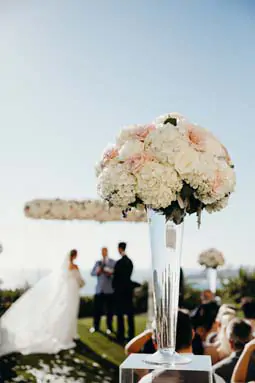 romantic-blush-wedding-flowers